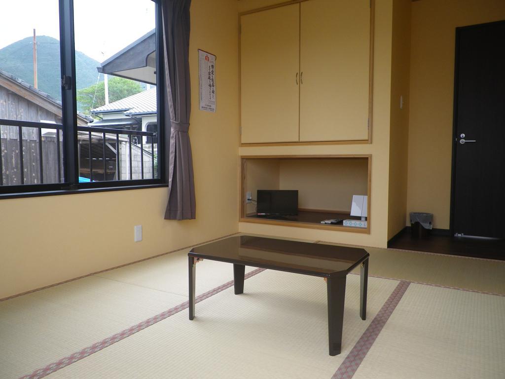 Minshuku Iwakawa Hotel Yakushima  Exterior photo